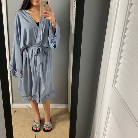 Other - Tx bridesmaid lace robe